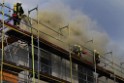 Dachstuhlbrand Koeln Poll Geislarerstr P040